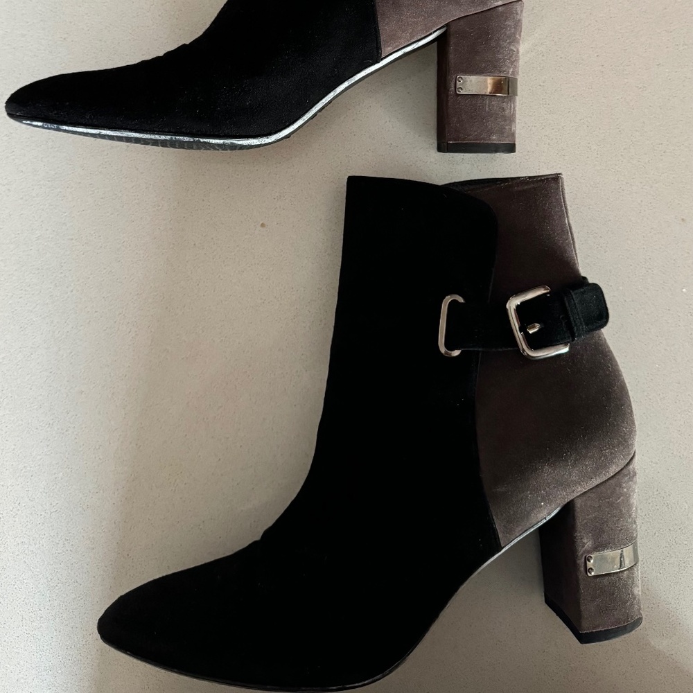 Stuart Weitzman Suede Two-Tone Ankle Boots. Fabul… - image 2